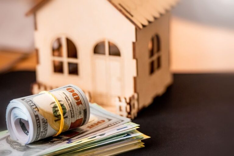 money, cash, banknotes, investment, savings, payment, currency, banking
